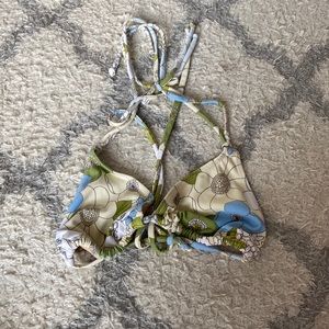 Bathing suit top. Two peice